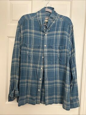 Madewell Men’s Lightweight Blue Plaid Button-Down Shirt
